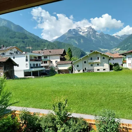 Anna Mayrhofen